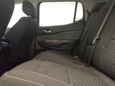 Used 2019 GMC Acadia SLE AWD/4WD image 18