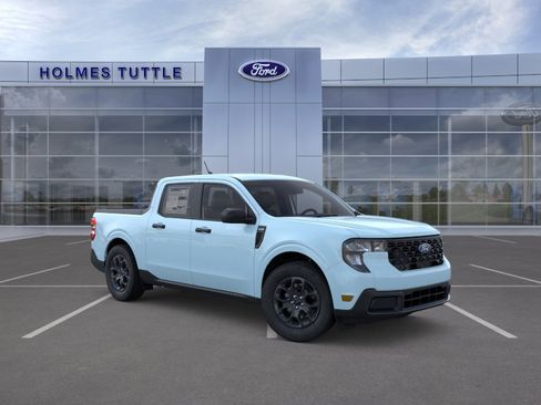 New 2026 Ford Maverick XLT w/ Equipment Group 301A AWD/4WD image 7