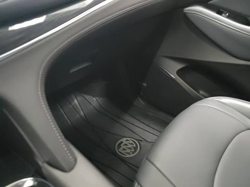 Used 2023 Buick Enclave Premium AWD/4WD image 21