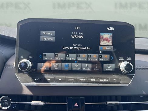 Used 2024 Mitsubishi Outlander SE Black Edition FWD image 18