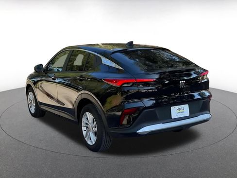 Used 2025 Buick Envista Preferred image 11