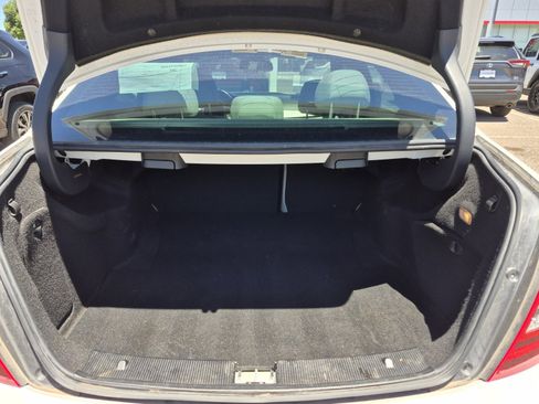 Used 2013 Mercedes-Benz C 250 Sedan image 21