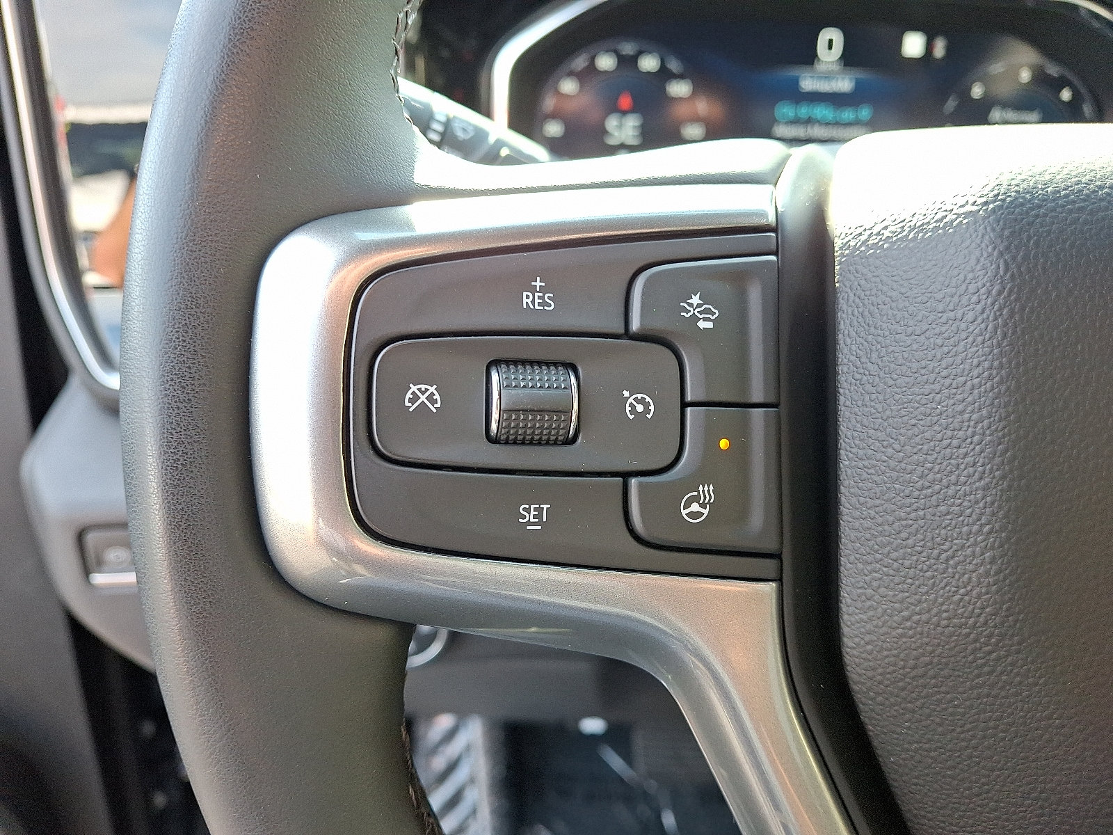 Used 2023 Chevrolet Silverado 1500 LT AWD/4WD image 21