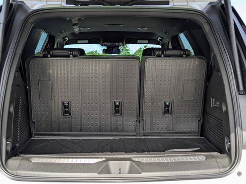 New 2025 Chevrolet Tahoe Premier image 19