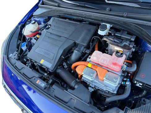 Used 2022 Hyundai Ioniq Limited image 12