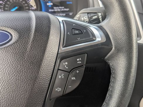 Used 2023 Ford Edge SEL AWD/4WD image 18