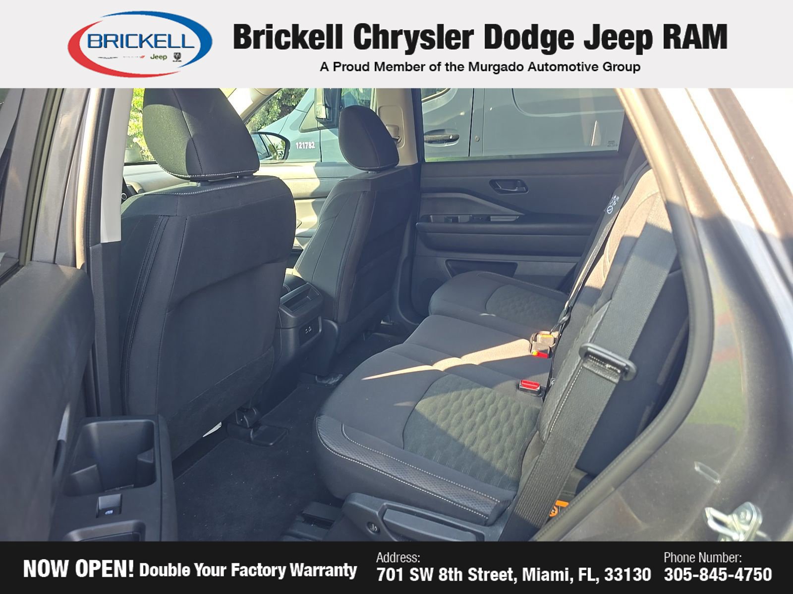 Used 2024 Nissan Pathfinder S AWD/4WD image 10