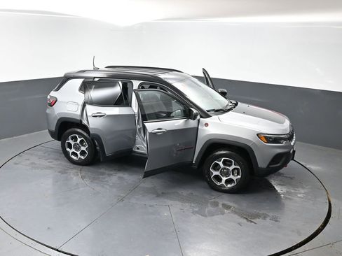 Used 2022 Jeep Compass Trailhawk w/ Trailhawk Elite Group image 60