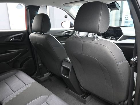 Used 2024 Chevrolet Trax LS image 35