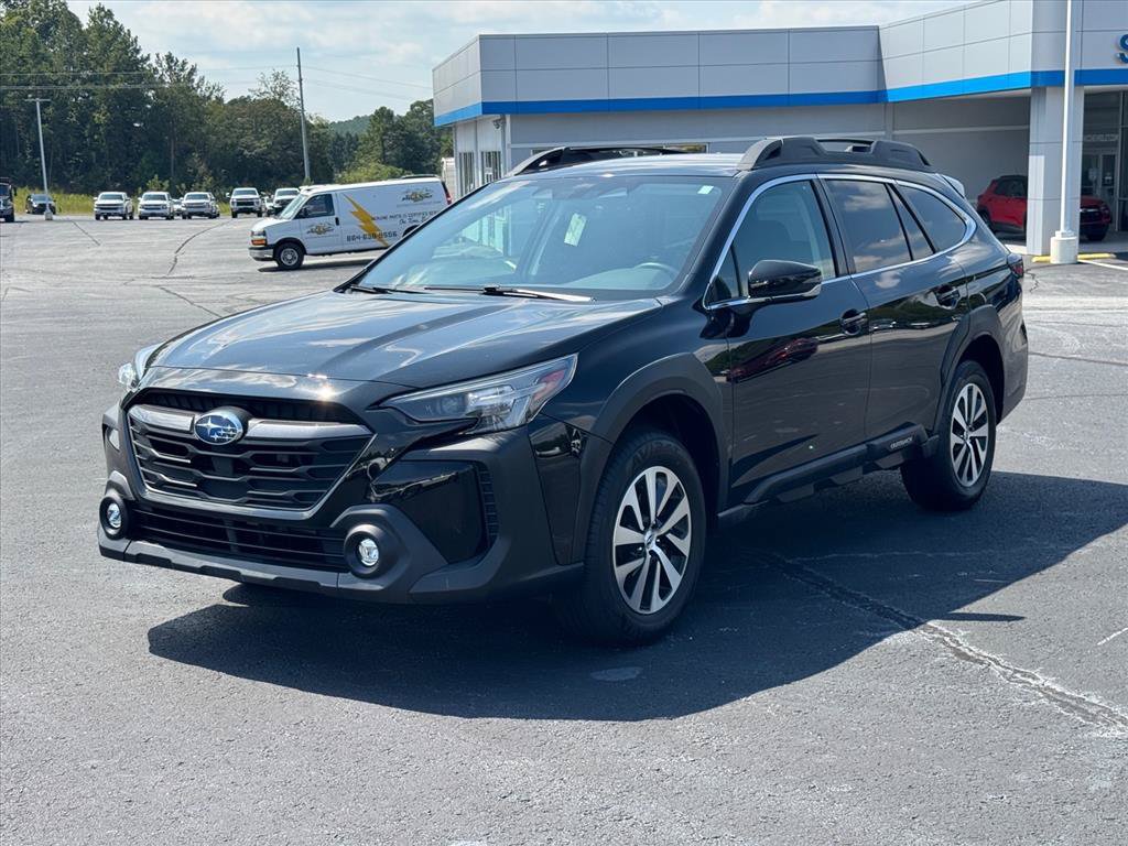 Used 2023 Subaru Outback Premium AWD/4WD image 7