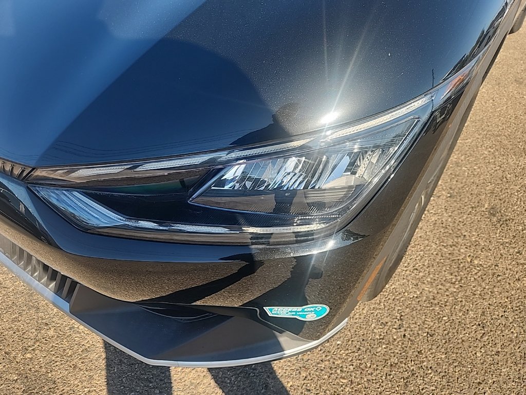 Used 2024 Kia EV6 Light RWD image 5