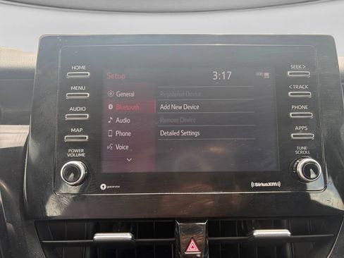 Used 2021 Toyota Camry SE FWD image 11