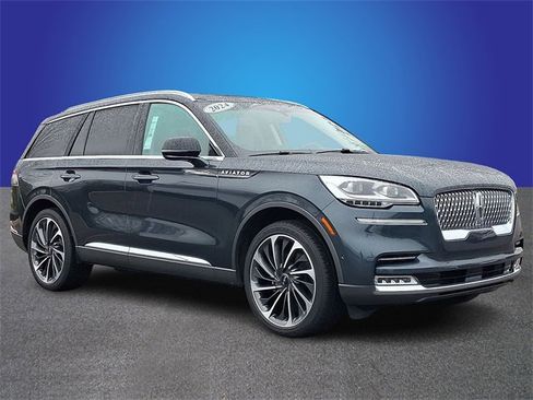 Certified 2024 Lincoln Aviator Reserve w/ Equipment Group 201A image 3