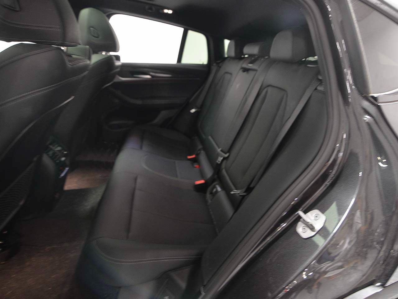 Used 2024 BMW X4 M40i AWD/4WD image 10