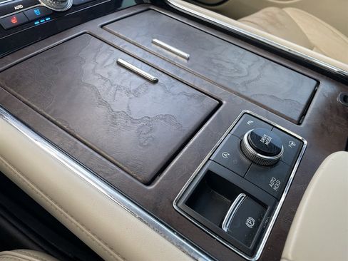 Used 2019 Lincoln Navigator L Reserve image 33