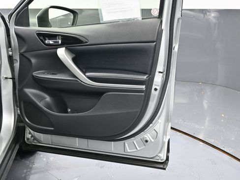 Used 2024 Mitsubishi Eclipse Cross SE image 36