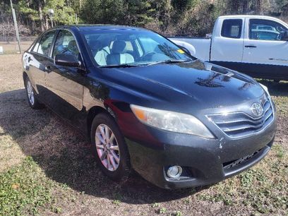 Used 2011 Toyota Camry XLE w/ XLE Extra-Value Pkg #2