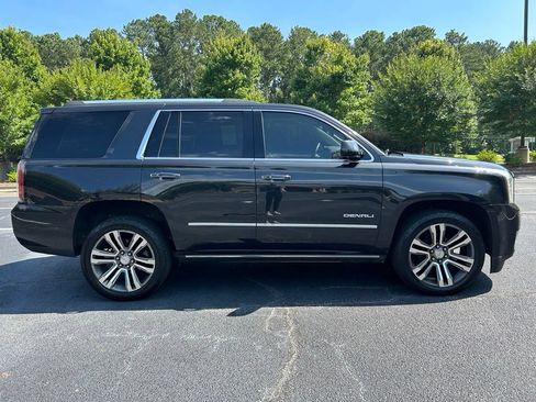 Used 2020 GMC Yukon Denali w/ Denali Premium Package RWD image 23