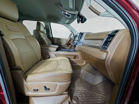 Used 2023 RAM 2500 Limited image 28