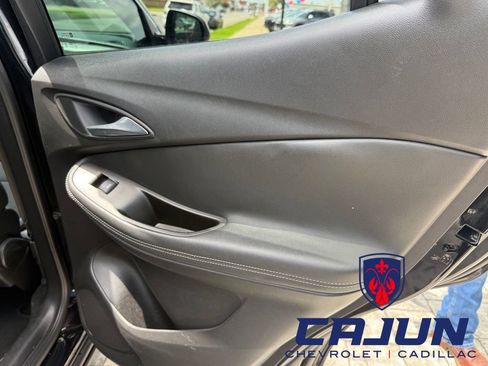 Used 2020 Buick Encore GX Preferred w/ Cold Weather Comfort Package FWD image 19