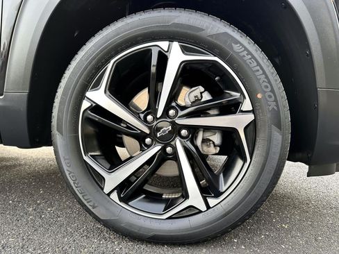 Used 2023 Chevrolet TrailBlazer RS AWD/4WD image 7