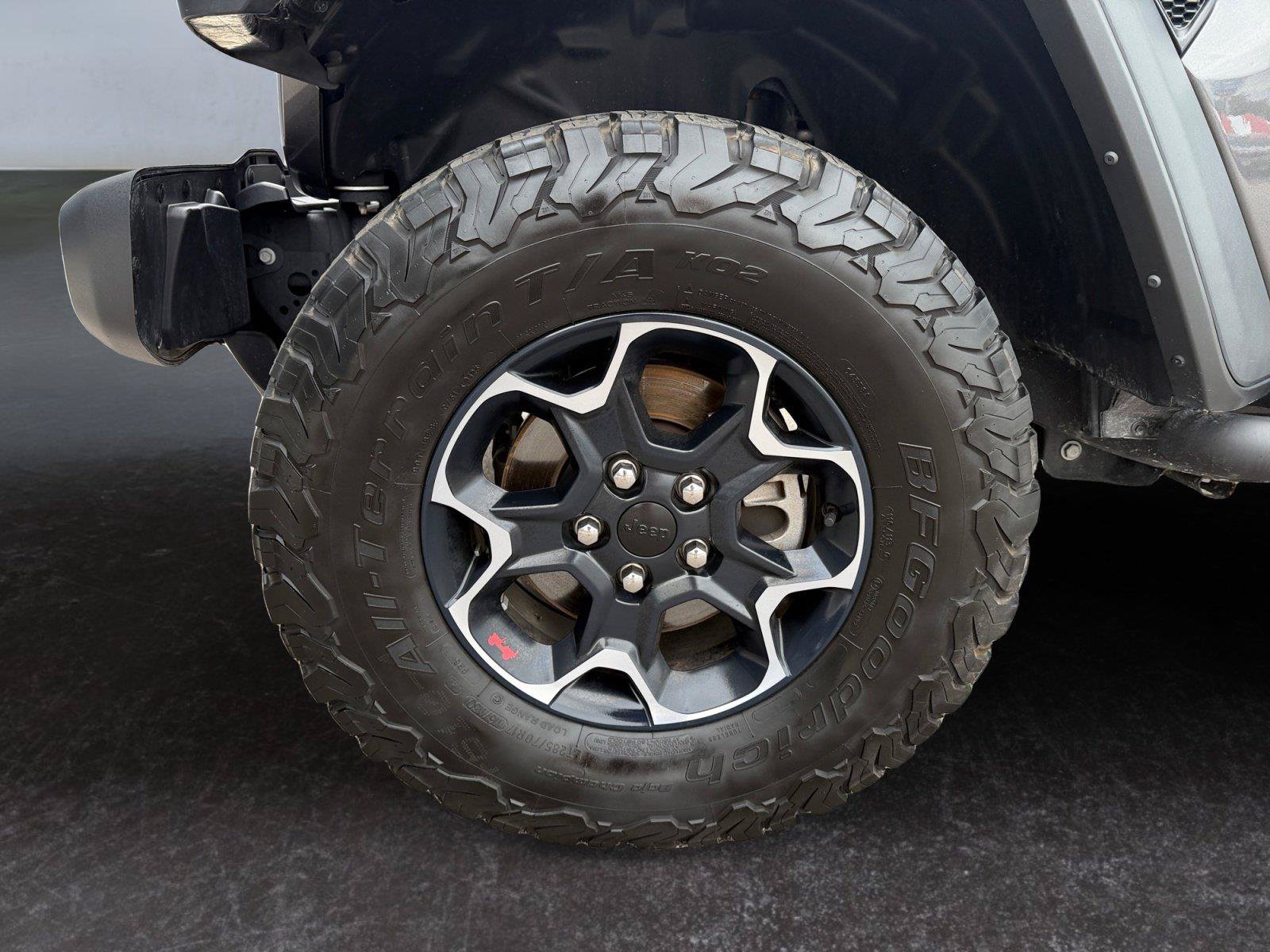 Used 2023 Jeep Wrangler Unlimited Rubicon AWD/4WD image 25