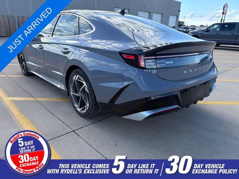 Used 2025 Hyundai Sonata SEL FWD image 5