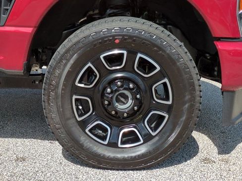 New 2025 Ford F250 Platinum w/ FX4 Off-Road Package image 11