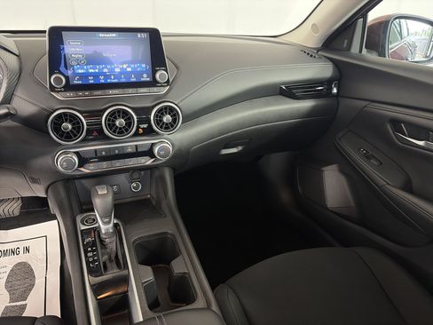 Certified 2023 Nissan Sentra SV FWD image 4
