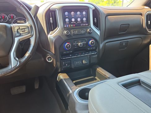 Used 2021 Chevrolet Silverado 2500 LTZ AWD/4WD image 25