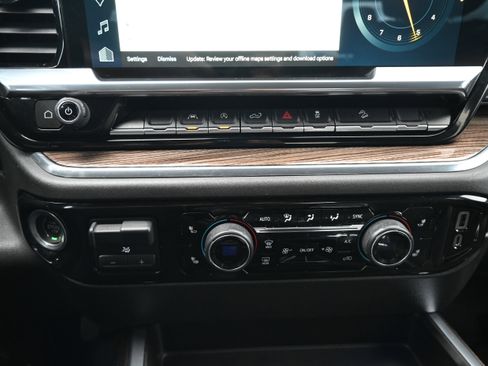 Used 2023 Chevrolet Silverado 1500 LT Trail Boss w/ Protection Package image 27