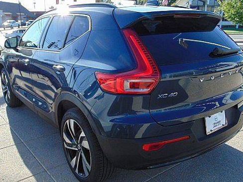 New 2026 Volvo XC40 B5 Ultra w/ Climate Package AWD/4WD image 10