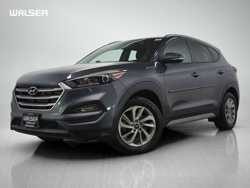 Used 2017 Hyundai Tucson SE Plus image 1