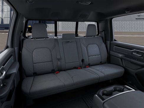 New 2026 RAM 1500 4x4 Crew Cab image 29