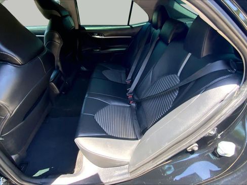Used 2023 Toyota Camry SE FWD image 20