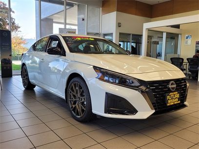 New 2025 Nissan Altima 2.5 SR w/ SR Premium Package