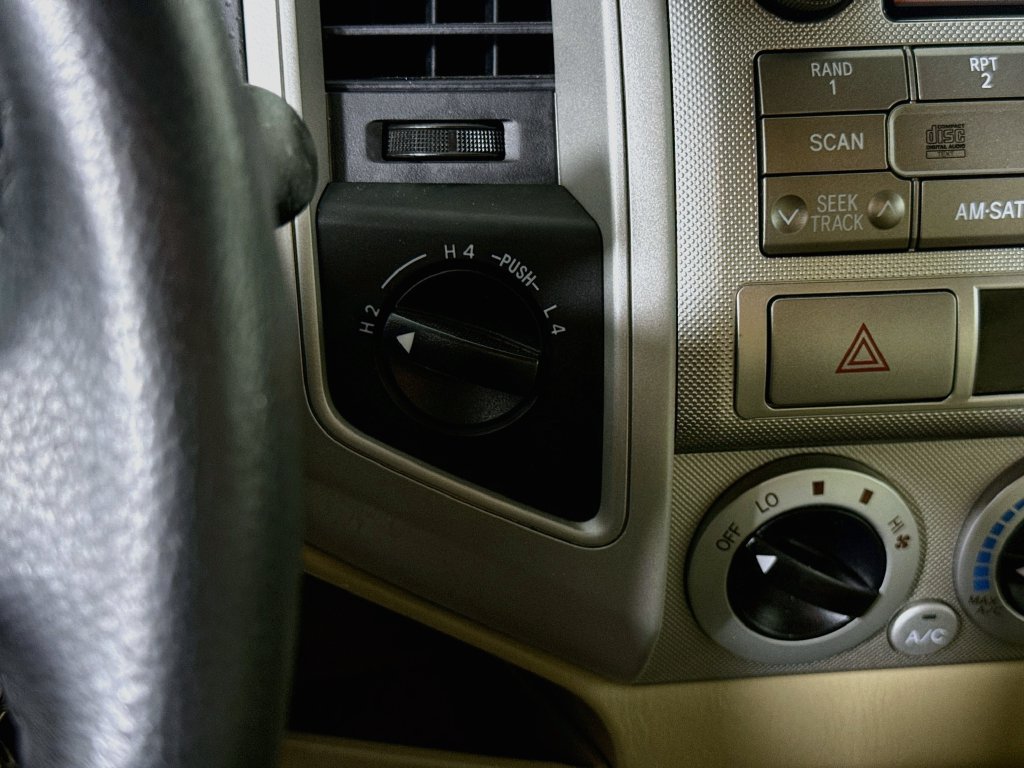 Used 2010 Toyota Tacoma 4x4 Access Cab V6 image 6