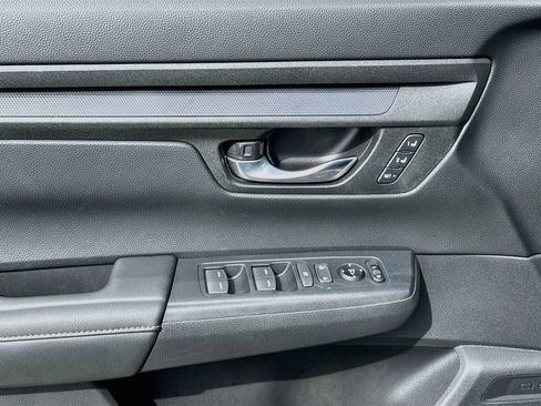 Used 2025 Honda CR-V Sport-L image 10