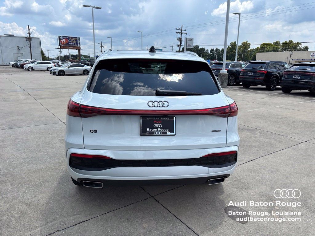 Used 2025 Audi Q5 Premium Plus w/ Premium Plus AWD/4WD image 6