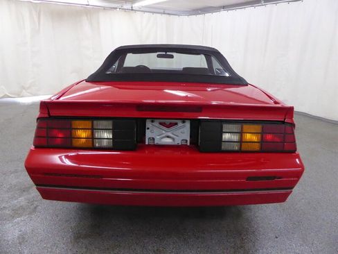 Used 1988 Chevrolet Camaro IROC-Z image 14