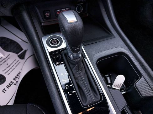 Used 2025 Nissan Sentra SV image 20