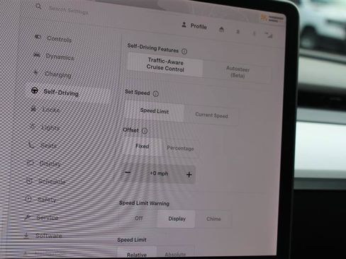 Used 2018 Tesla Model 3 Long Range AWD/4WD image 13