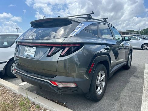 Used 2023 Hyundai Tucson SEL FWD image 2