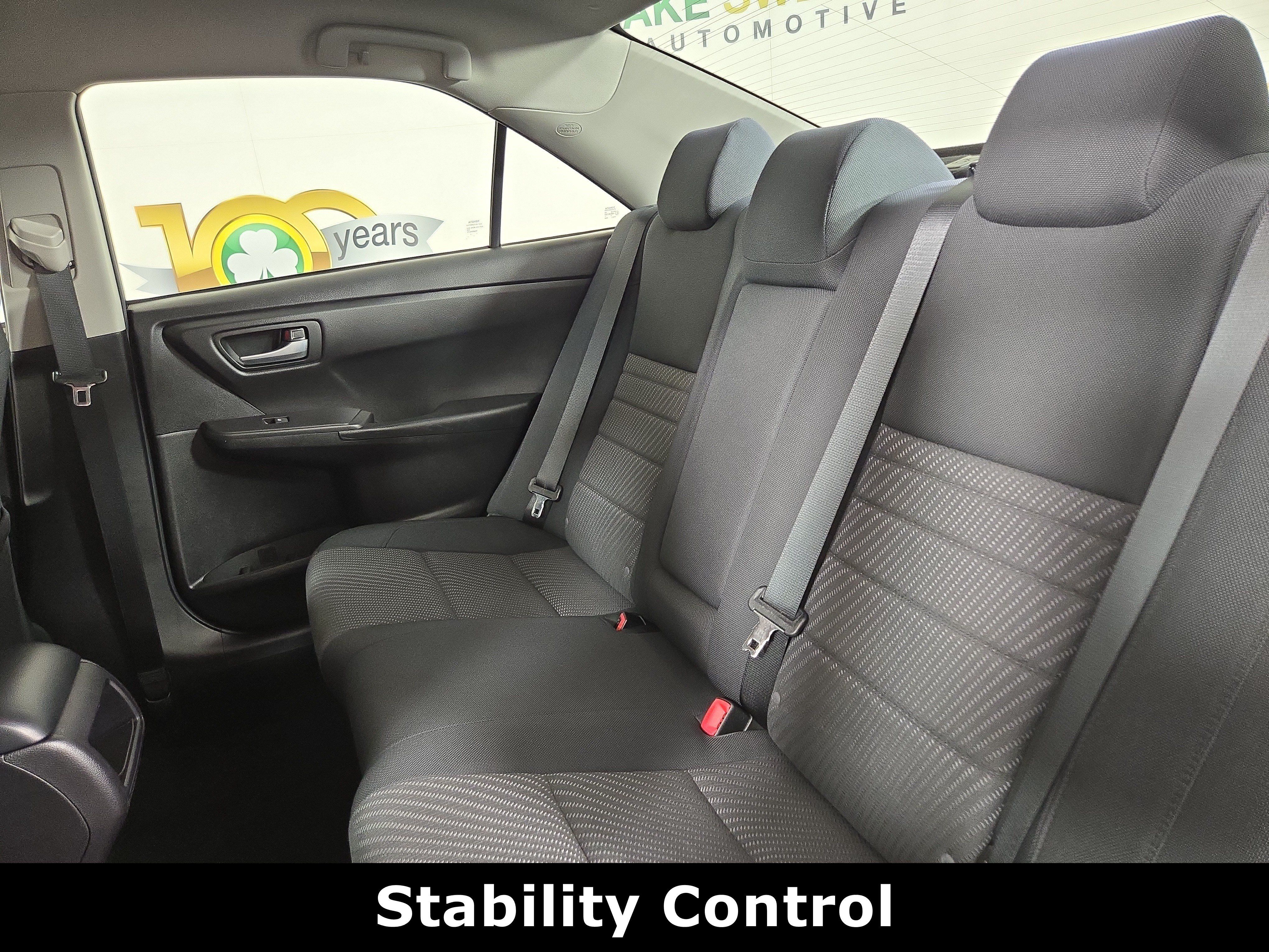 Used 2016 Toyota Camry LE FWD image 12