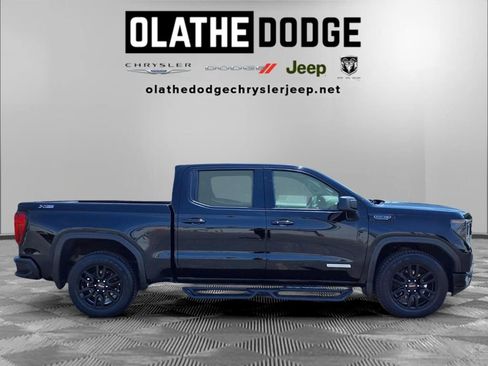Used 2023 GMC Sierra 1500 Elevation w/ X31 Off-Road Package AWD/4WD image 28