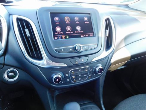 Used 2022 Chevrolet Equinox LT w/ Driver Convenience Package image 34