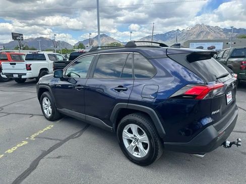 Used 2021 Toyota RAV4 XLE AWD/4WD image 7