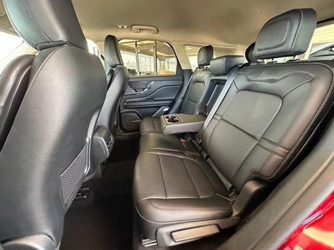 Used 2025 Lincoln Corsair Reserve AWD/4WD image 19