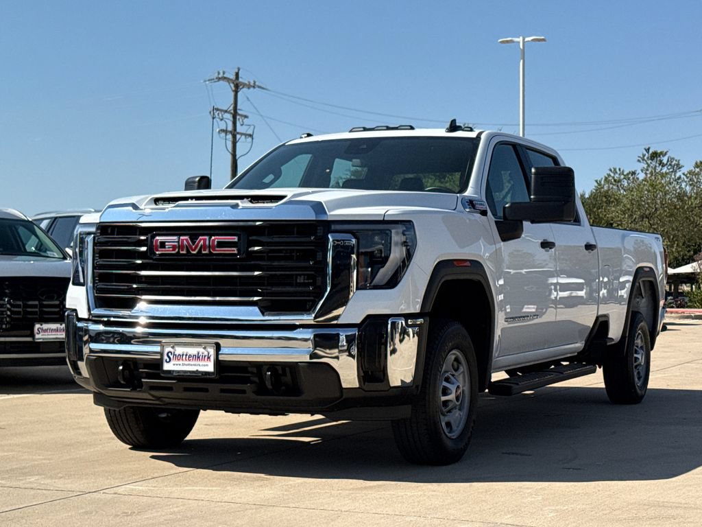 Used 2025 GMC Sierra 2500 Pro AWD/4WD image 3