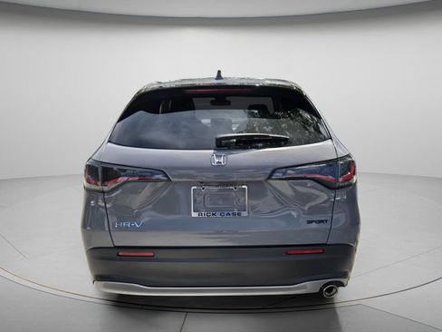Certified 2025 Honda HR-V Sport image 6